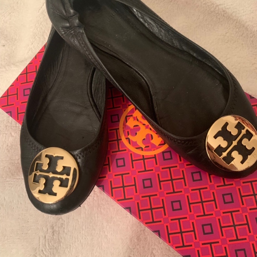 Tory Burch in good condition loving home needed